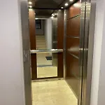 דירה Stylish Urban New 2021 Close To The וארנה