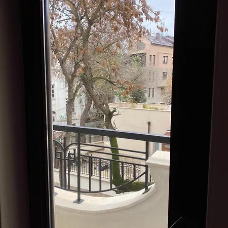 Stylish Urban New 2021 Close To The וארנה