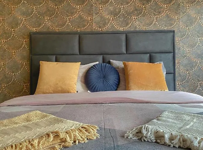 Stylish Urban New 2021 Close To The